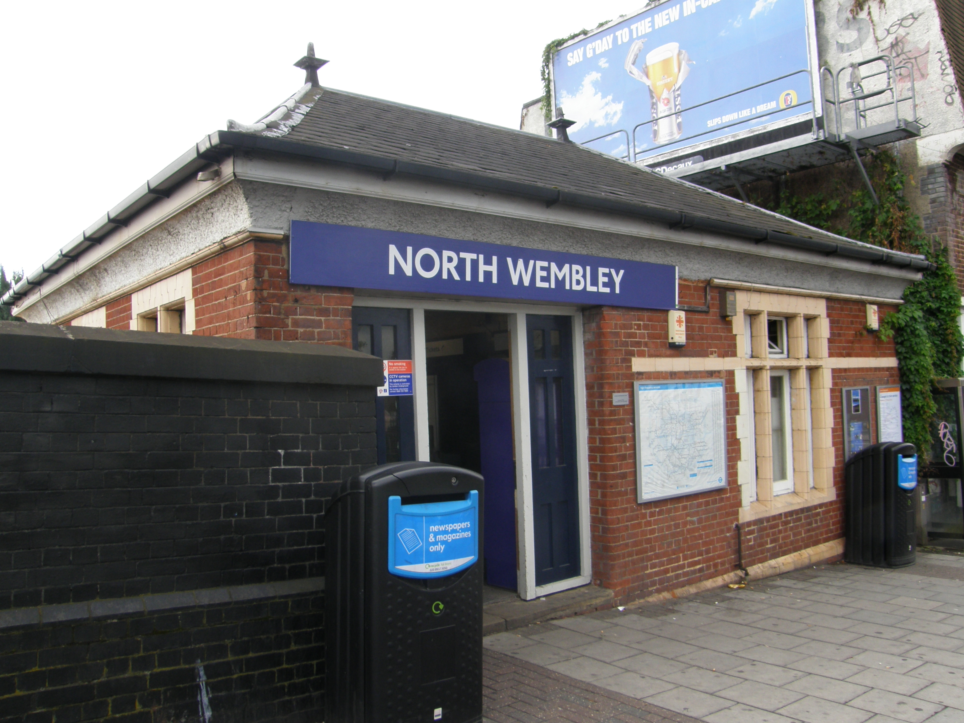 Evacuata anche la stazione di North Wembley, per sospetto incendio