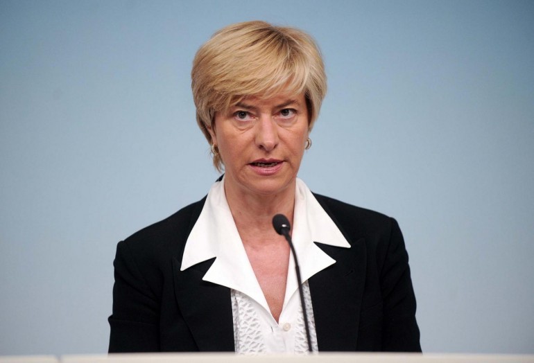 Pinotti, Italia valuterà proposta degli Stati Uniti per uso delle basi in Libia