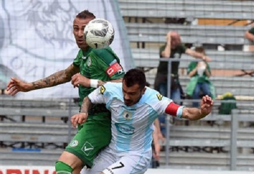 Apre Masucci, chiude Caputo: l'Entella fa festa, Avellino battuto 2-0