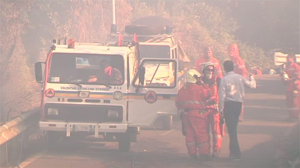 Incendi,  2000 euro di multa o arresto per chi accende fuochi in Liguria