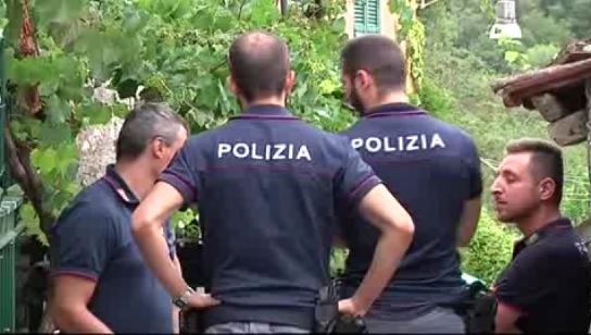 Sparatoria a Genova Molassana, caccia a padre e figlio pregiudicati