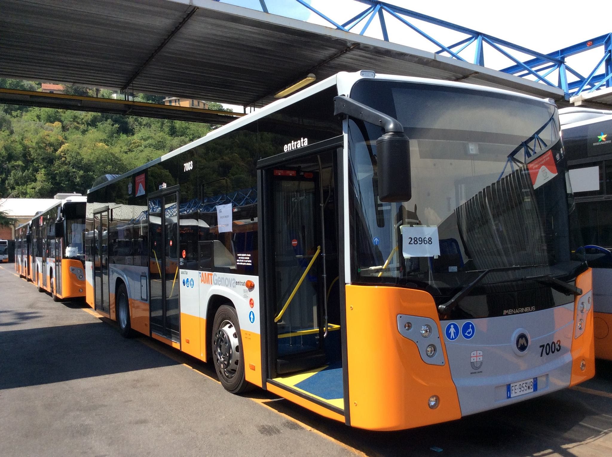 Trasporti, arrivano 80 nuovi bus in Liguria. E la Regione investe sui biglietti elettronici