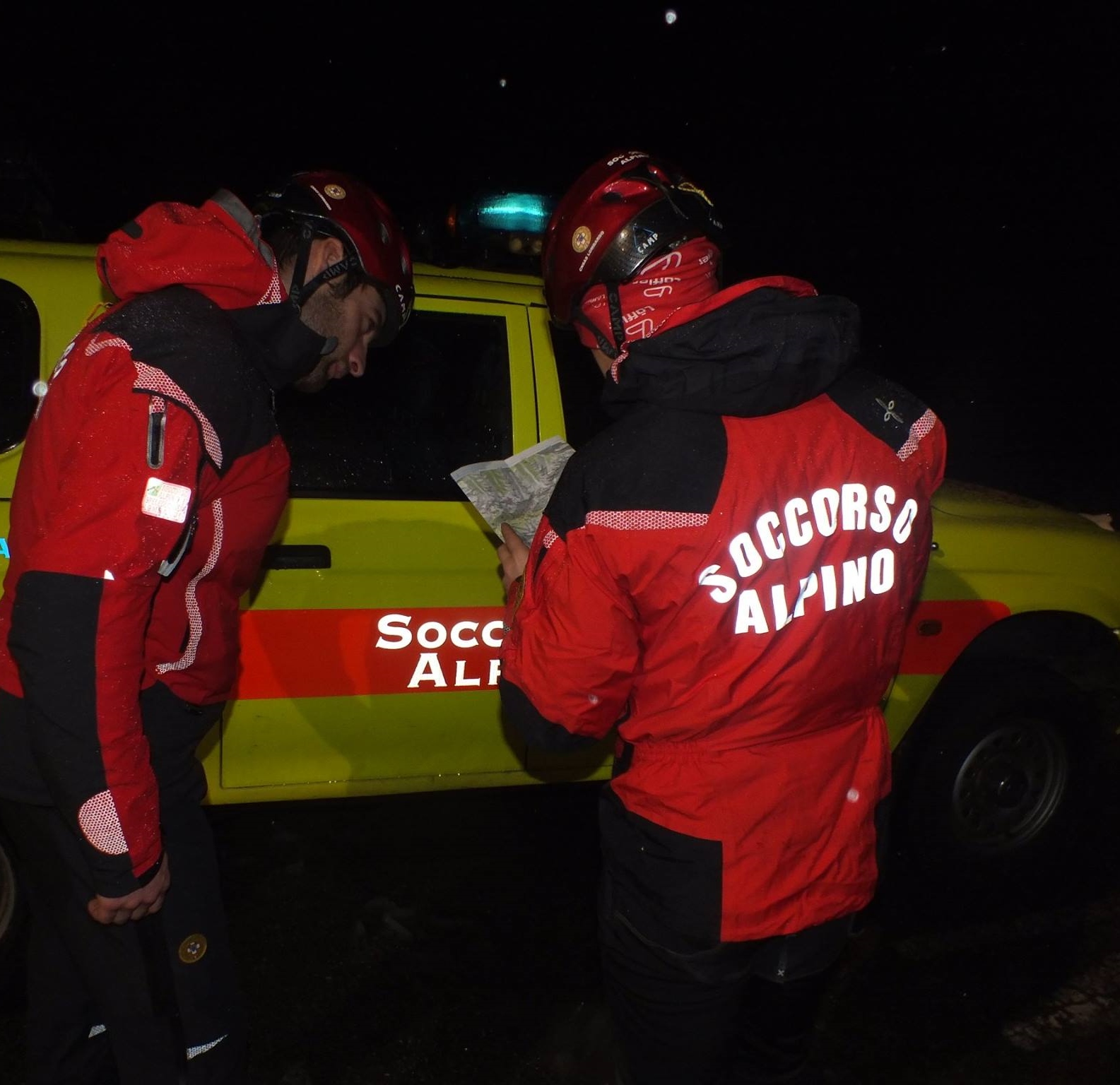 Escursionisti genovesi persi nella nebbia sul monte Marguareis: soccorsi nella notte