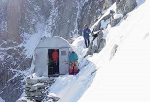 Trovati morti i due alpinisti dispersi sul monte Bianco: uno è di Sestri Levante