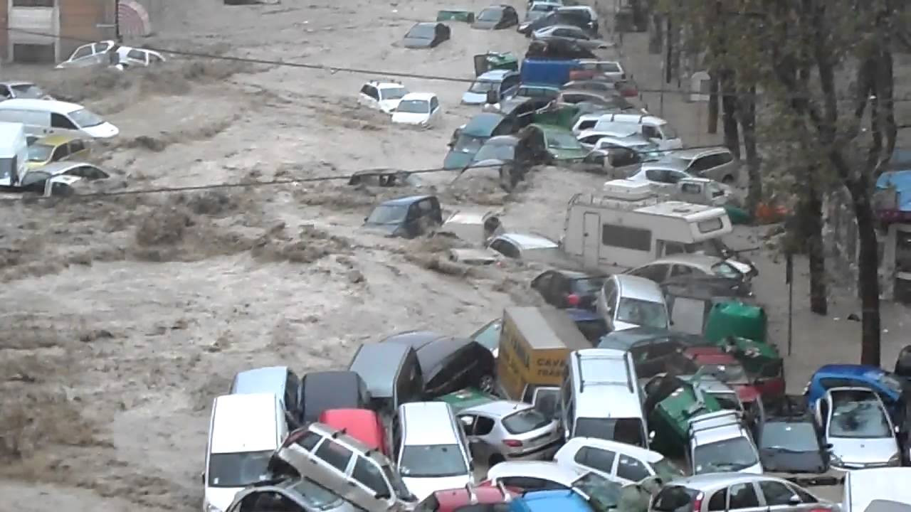 Alluvione 2011, Toti su Facebook: 