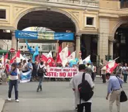 Genova, disagi per il corteo dei postelegrafonici