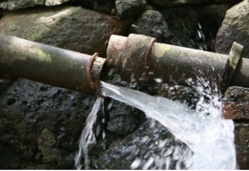 Disastro Iren: si rompe l'ennesimo tubo dell'acqua a Genova, il ventesimo caso da giugno 