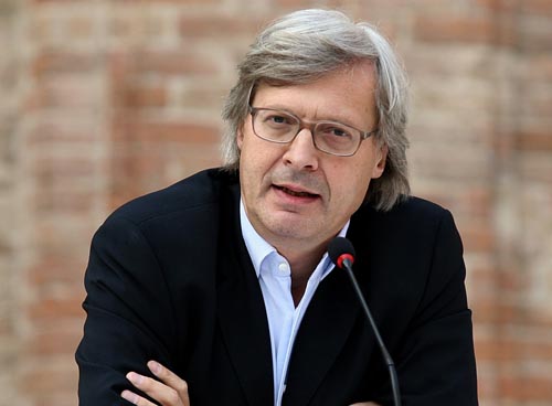 Sgarbi con Toti all'Excelsior di Rapallo per il No al referendum 