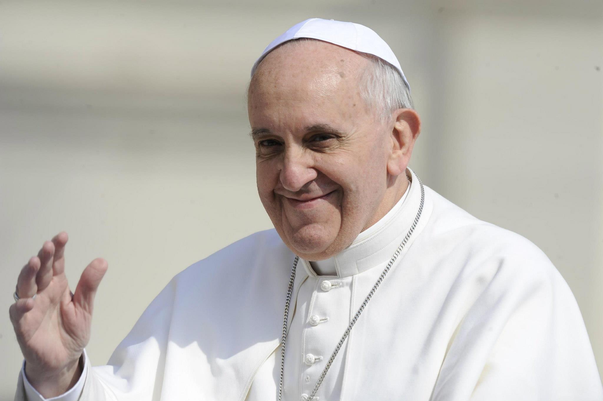 Finisce il Giubileo, Papa Francesco chiude la porta Santa 