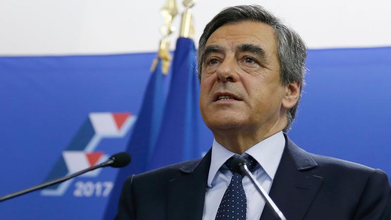 Francois Fillon, 62 anni, è il nuovo leader del centrodestra francese