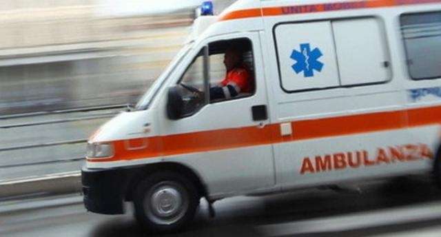 Va a sbattere con l'auto per un malore, muore in ospedale il giorno dopo