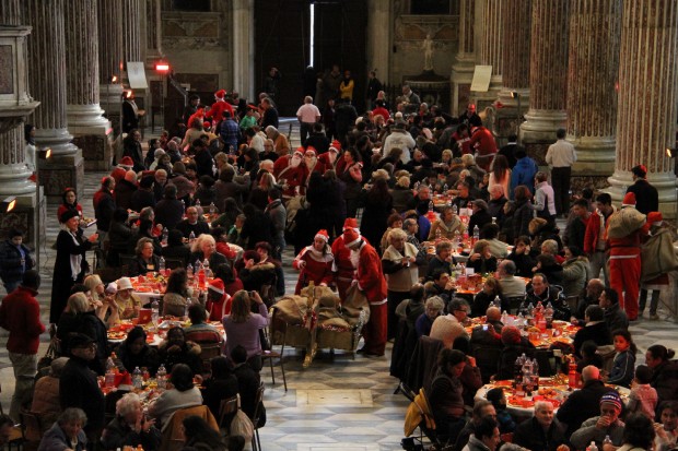 Sant'Egidio: un pranzo di Natale anche per i migranti di Ventimiglia