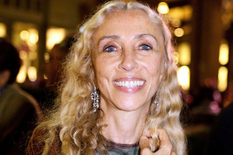 A Portofino il funerale di Franca Sozzani, tanti i vip in piazzetta