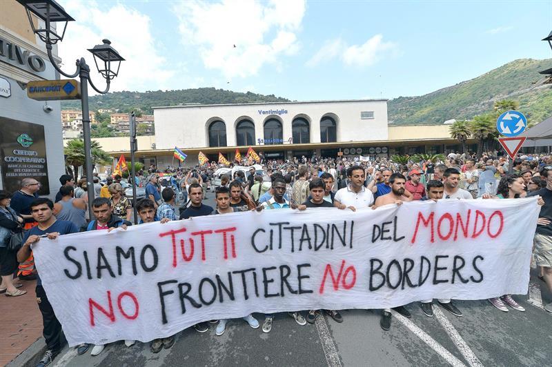 Sospeso il foglio di via ai 'No Borders', il giudice: 