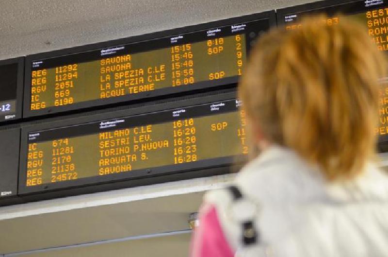 Treni, Berrino incontra i pendolari liguri: 