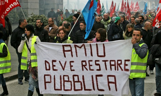 Amiu-Iren, commercianti in rivolta: il 31 gennaio assedio in Consiglio