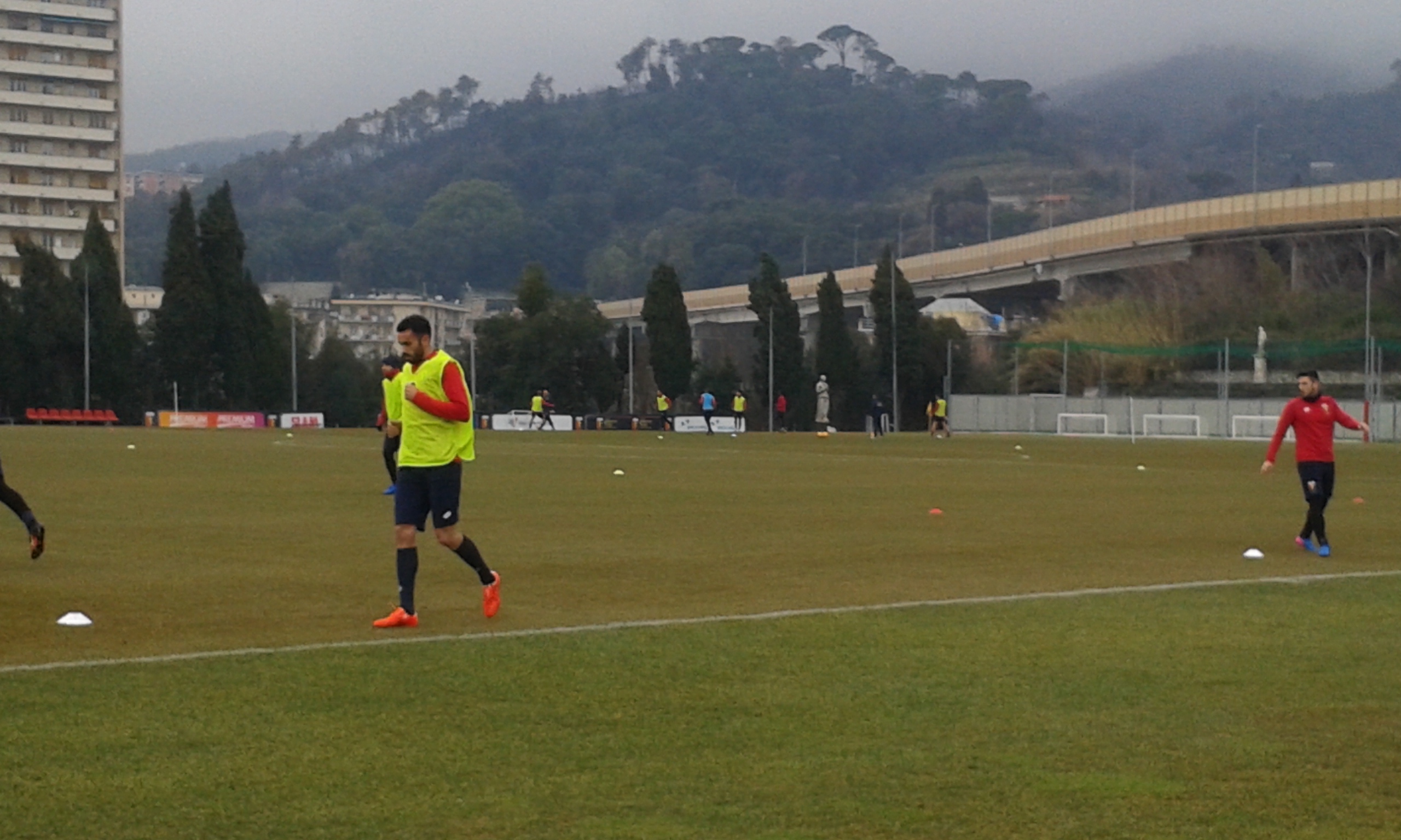 Genoa, Palladino firma il contratto: subito in campo per il primo allenamento 