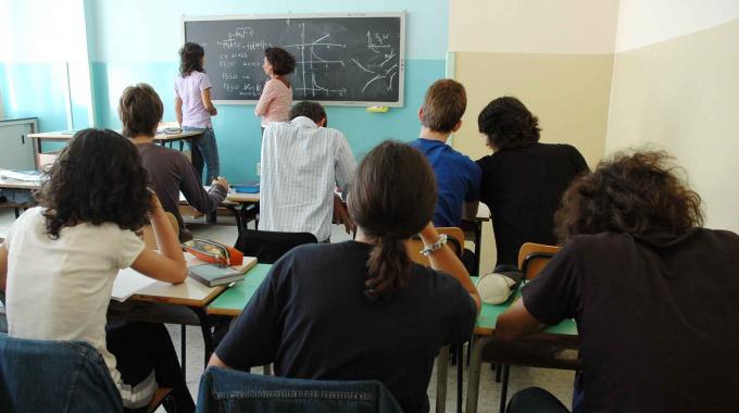 Scuola, sindacati e Miur siglano intesa su mobilità docenti