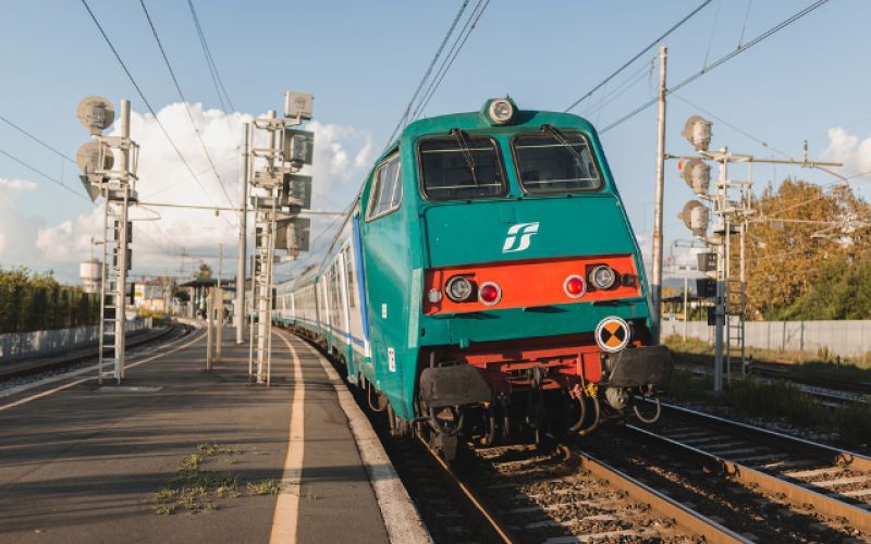 Ferrovie, ancora ritardi e viaggiatori esasperati in Liguria 