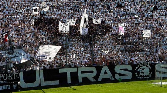 Spezia, dopo il ko col Benevento squadra contestata da un gruppo di tifosi