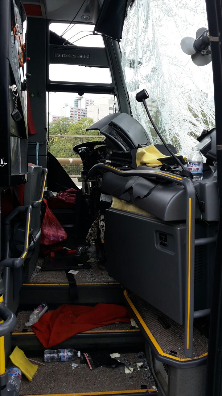 Tir contro pullman in A7, l'autista del bus bulgaro in prognosi riservata