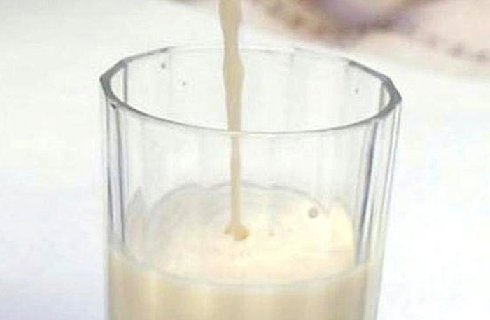 Latte, scatta l'obbligo di etichetta con origine della materia prima