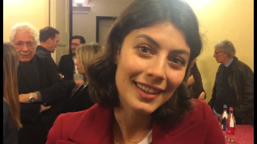 Alessandra Mastronardi: 