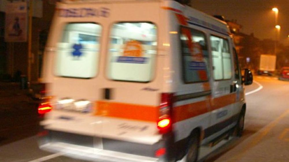 Incidenti stradali, scontro fra auto: un morto nel savonese 