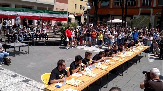 Recco si prepara alla festa della tradizionale focaccia al formaggio  