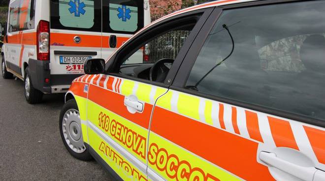 Incidente in via Soliman a Sestri: muore motociclista di 52 anni