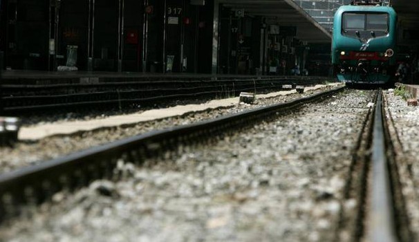 Investimento mortale sui binari vicino Albisola, treni in ritardo fino a 30 minuti