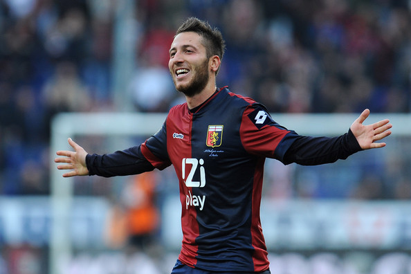 Genoa, si lavora per il ritorno del centrocampista Bertolacci dal Milan