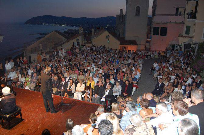 Al via il Festival di musica da camera, a Cervo con Uto Ughi e Bacchetti