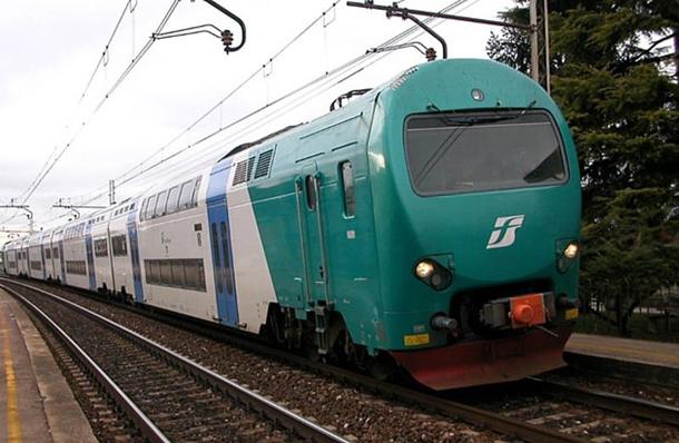 Treni soppressi e ritardi, non c’è tregua per gli utenti della Genova-Torino