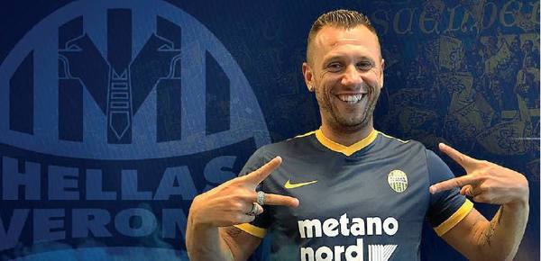 Già finita l'avventura di Cassano al Verona, l'attaccante a un passo dal ritiro