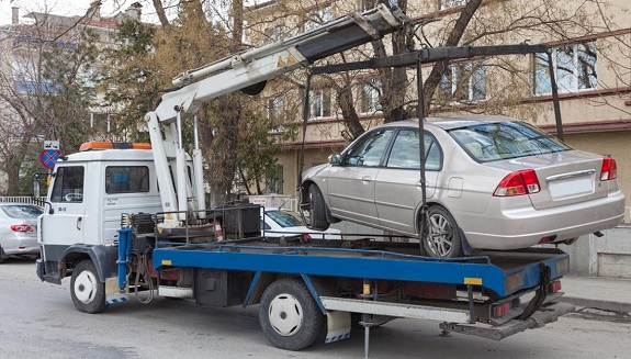 Rimozione di auto e scooter, i liguri preferiscono la confisca alla multa