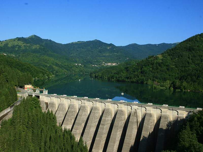 Brugneto, mezzo milione di metri cubi di acqua in più verso l'Emilia