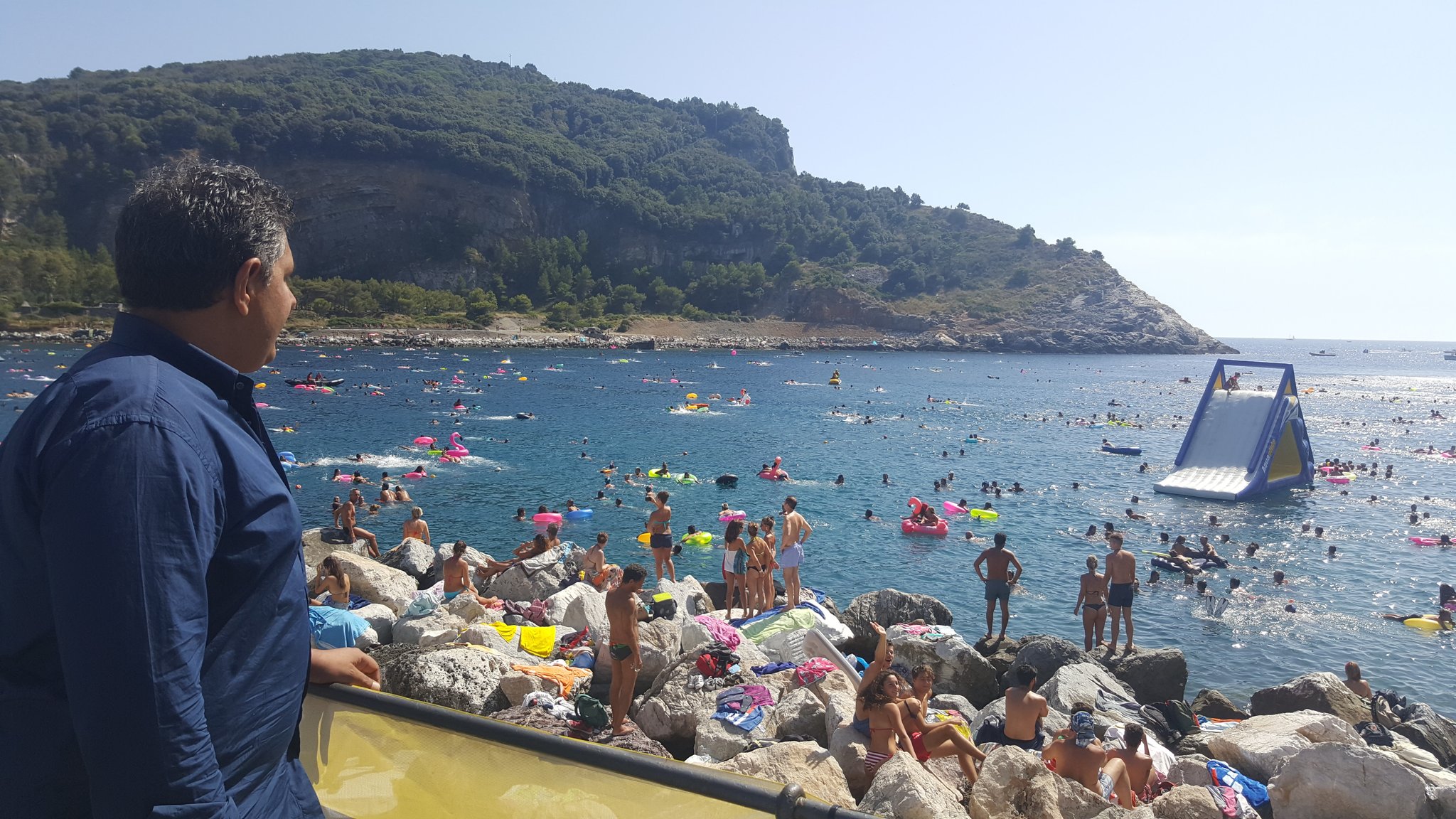 Piscina naturale a Porto Venere. Toti: 