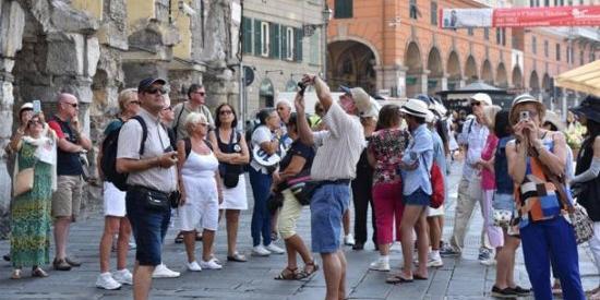 Liguria, è boom di turisti nei primi sette mesi dell'anno: quasi 3 milioni di presenze 