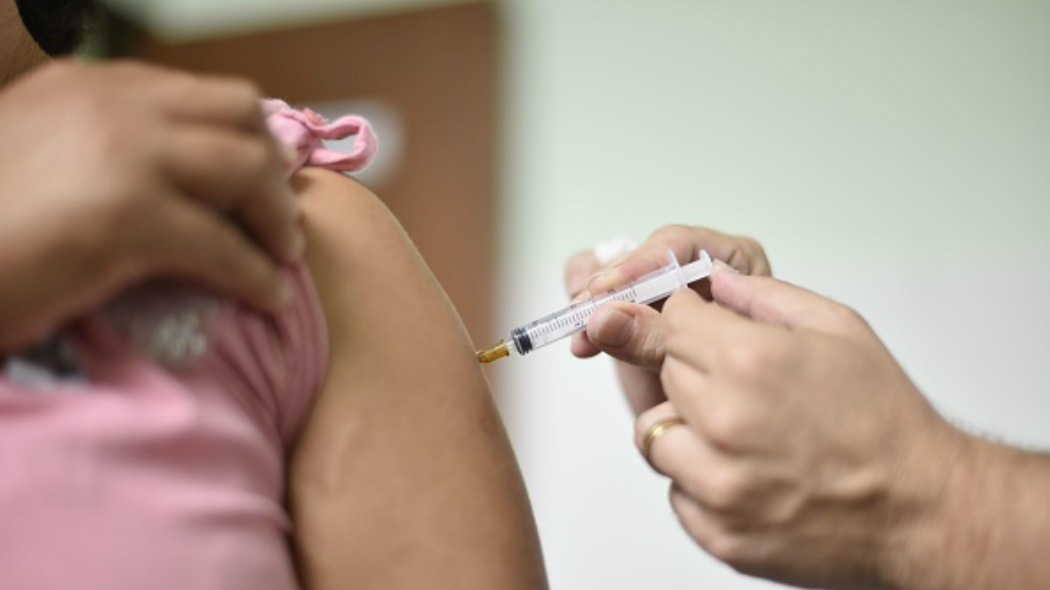 Scuola e vaccini, la Regione: 