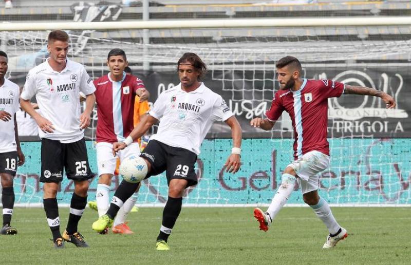 Entella in campo con la Ternana per cercare la prima vittoria della stagione