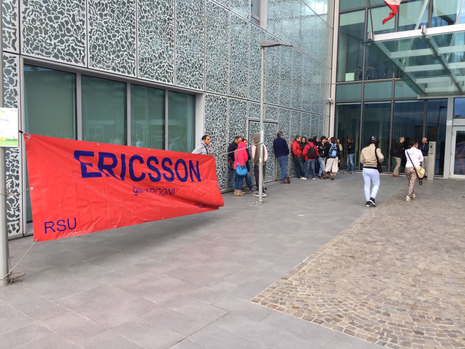 Ericsson, contro i nuovi licenziamenti oggi presidio e assemblea davanti alla sede