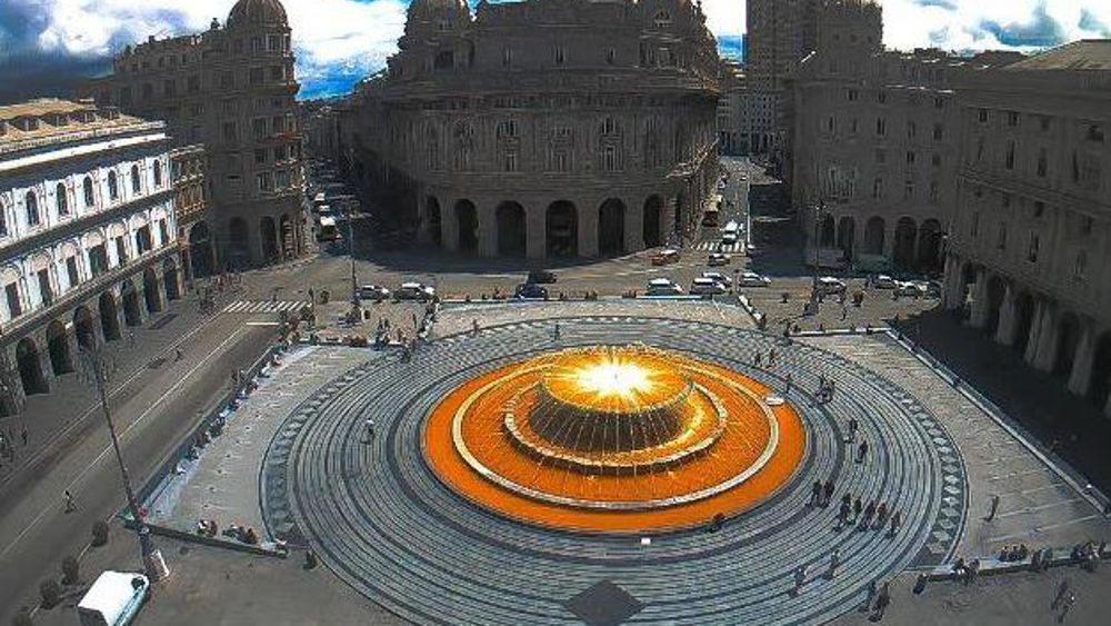 Genova si colora di arancione per la giornata di bambine e ragazze