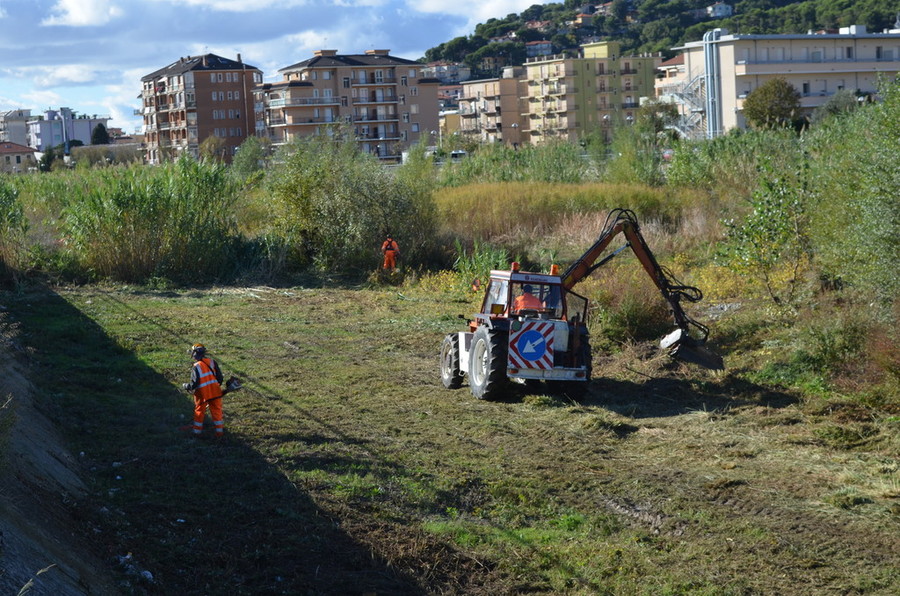 Andora: stanziati 100mila euro per la pulizia del torrente Merula