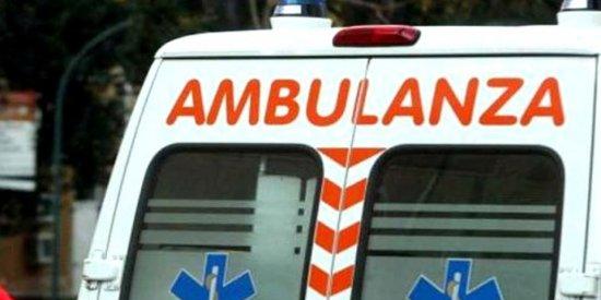 Rapallo, ambulante accusa malore mentre lavora: deceduto nel suo furgone