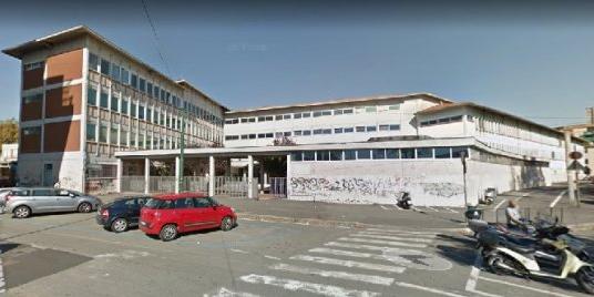 Principio d'incendio a scuola, l'istituto venerdì resterà chiuso 