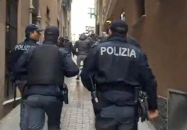 Contrasto allo spaccio in centro storico, 23 arresti a Genova