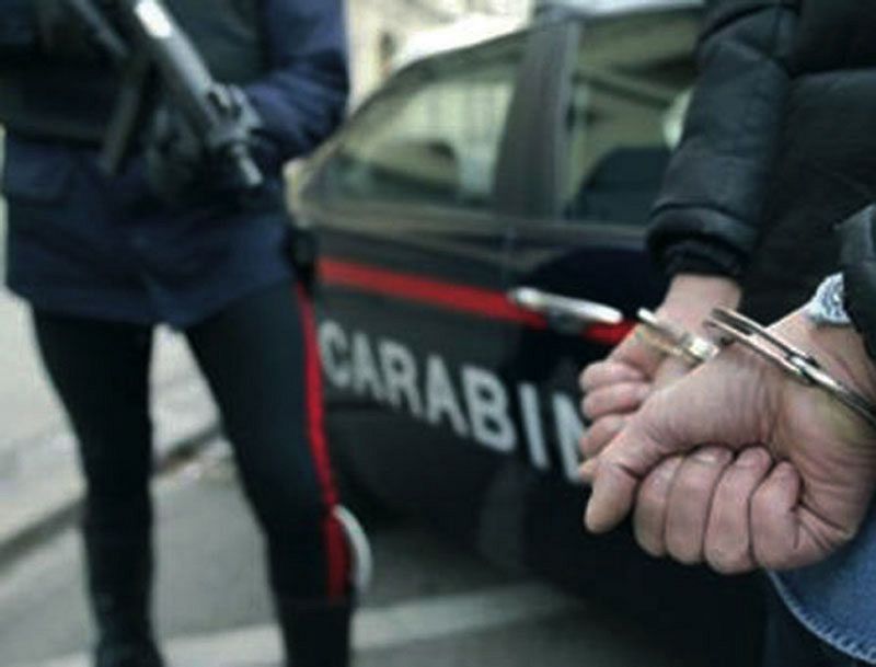 Arrestato 72enne: prestazioni sessuali di minori in cambio di soldi o droga