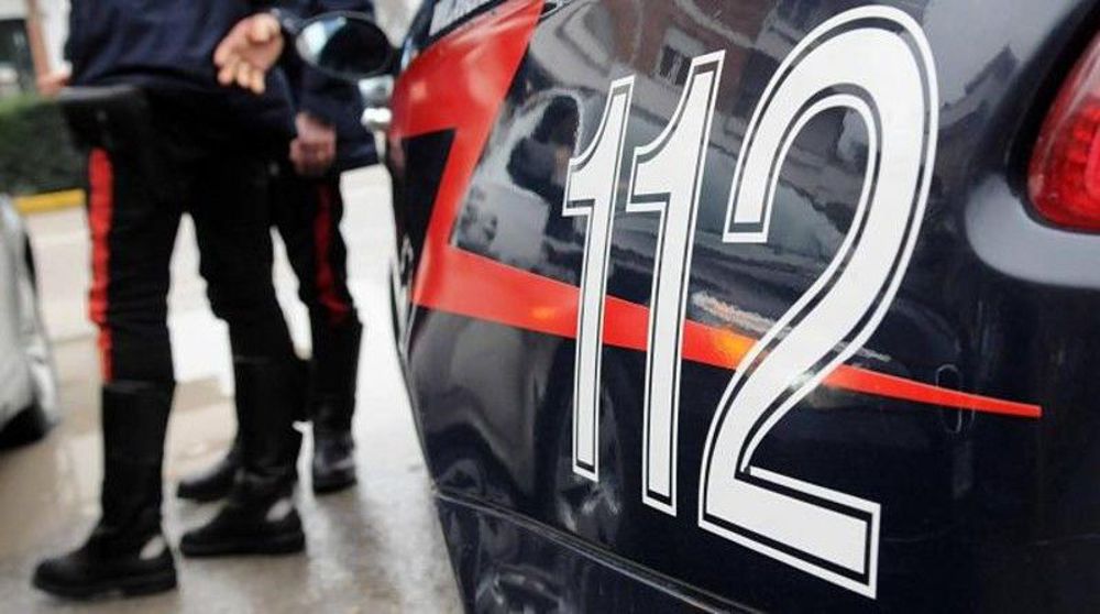 Uomo trovato morto in casa con la carcassa del suo cane