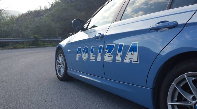 Corsa al Gaslini per salvare un bimbo con la pattuglia della stradale